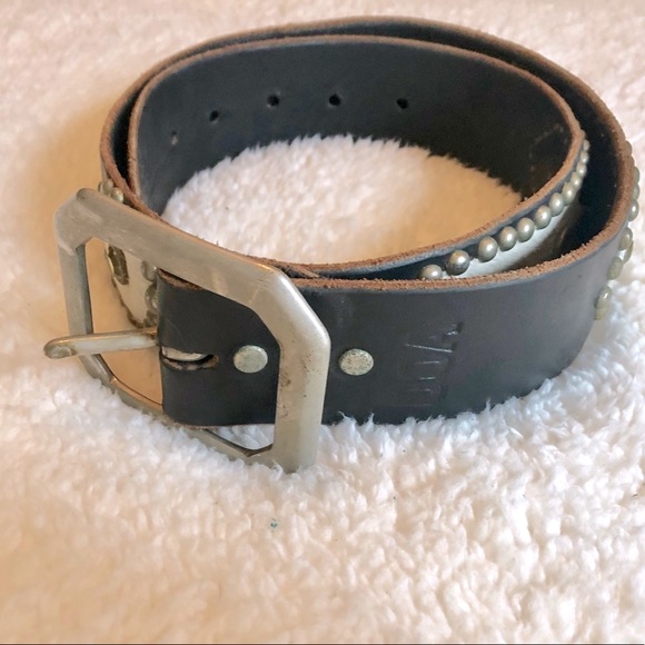 Handcrafted Custom Leather Belt - Picture 2 of 4